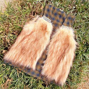 NWT BKE Buckle Blue Plaid Faux Fur Fringe Southwest Aztec Western Boho Vest M